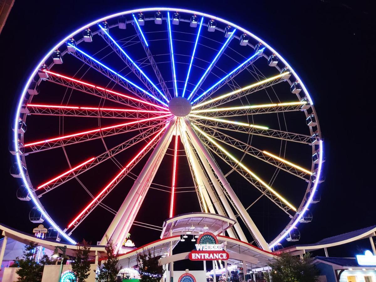 Suite Sensations, Hot Tub, Pool Table, 1089 Free Tickets Each Paid Day, Dollywood And More ピジョンフォージ エクステリア 写真